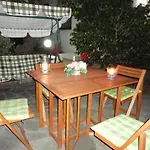 Konukevi Liossis & Skopelos