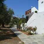 Liossis & Skopelos