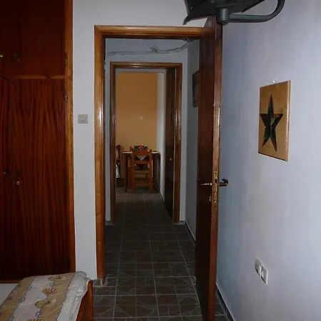 Liossis & 3* Skopelos Town