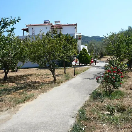 Pensjonat Liossis & 3*