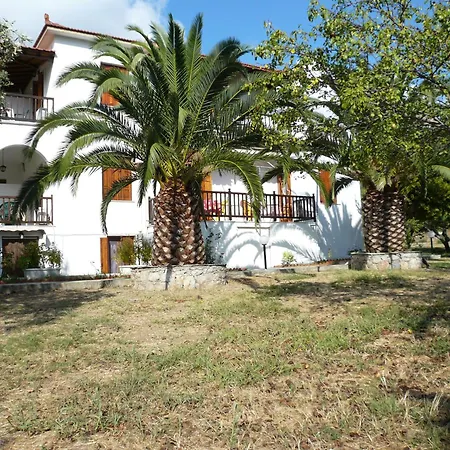 Liossis & Skopelos Town