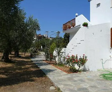 Liossis & Skopelos Town