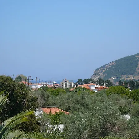 Liossis & Skopelos Town