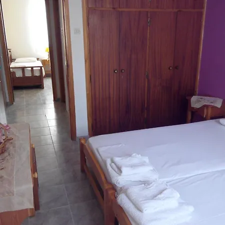 Guest house Liossis &