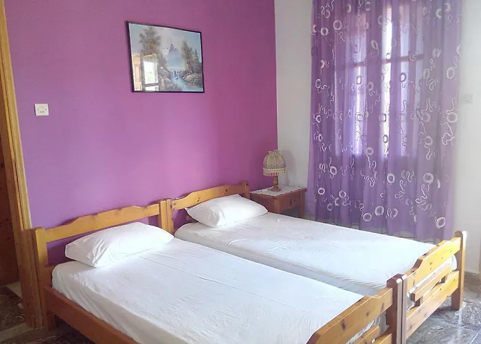 Liossis & Skopelos Town