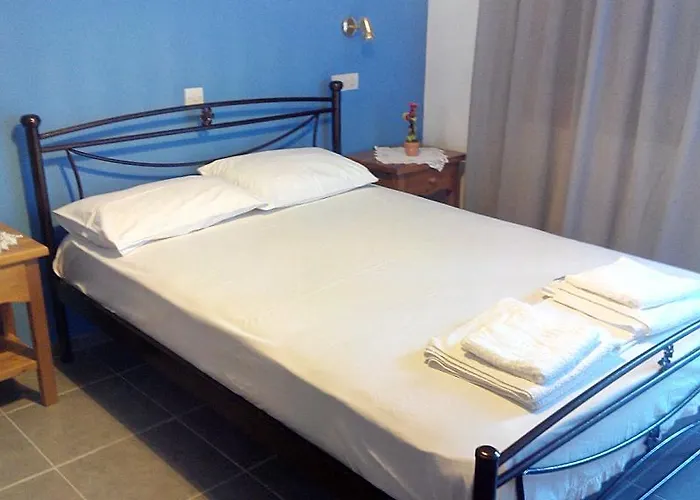 Liossis & Guest house Skopelos Town