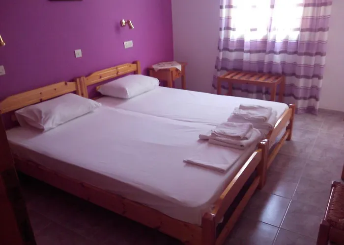 Guest house Liossis & Skopelos Town